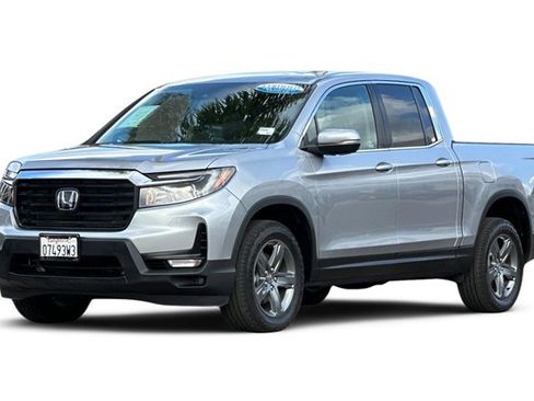 Certified 2023 Honda Ridgeline RTL image 2