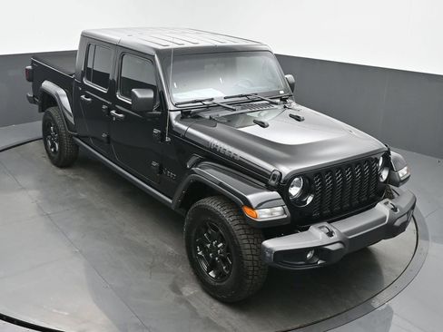 Used 2022 Jeep Gladiator Willys image 44