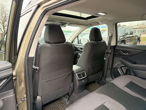 Certified 2025 Subaru Outback Premium w/ Popular Package #1A image 23