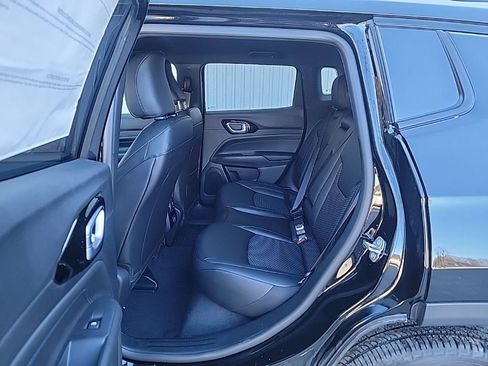 New 2026 Jeep Compass Latitude image 6