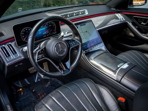 Used 2023 Mercedes-Benz S 500 4MATIC w/ AMG Line image 23