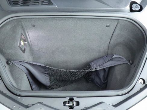 Used 2024 Chevrolet Corvette Stingray Premium Cpe w/ Battery Protection Package RWD image 27