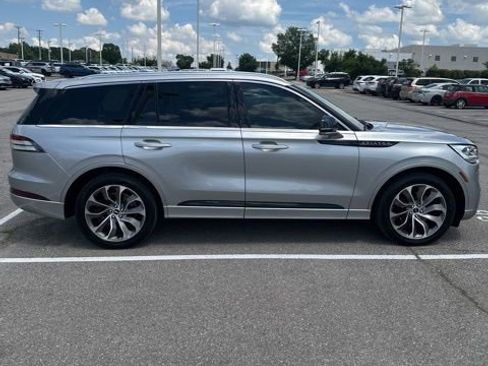Used 2022 Lincoln Aviator Grand Touring w/ Equipment Group 301A AWD/4WD image 6