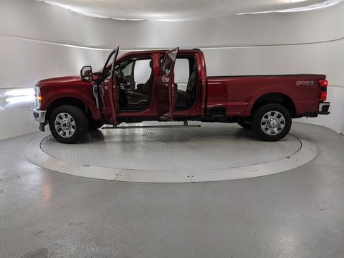 New 2025 Ford F350 King Ranch w/ Chrome Package image 11