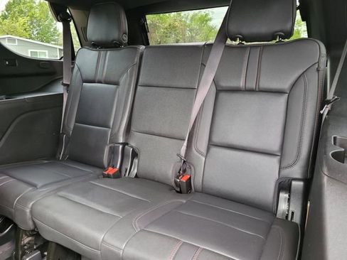 Used 2022 Chevrolet Tahoe RST w/ Luxury Package image 4