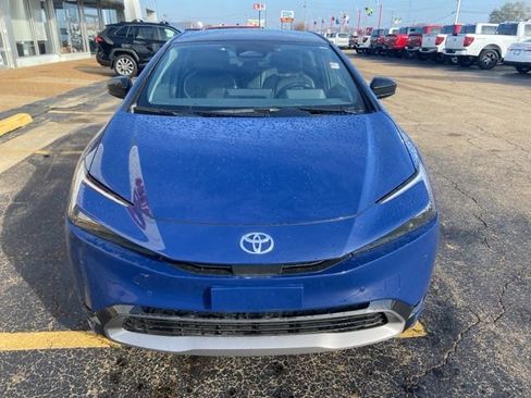 New 2026 Toyota Prius XLE FWD image 7