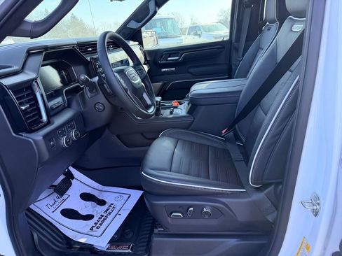New 2026 GMC Sierra 1500 AT4X AWD/4WD image 15
