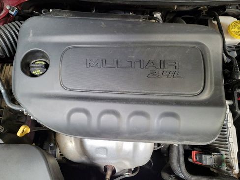 Used 2019 Jeep Cherokee Latitude Plus image 30