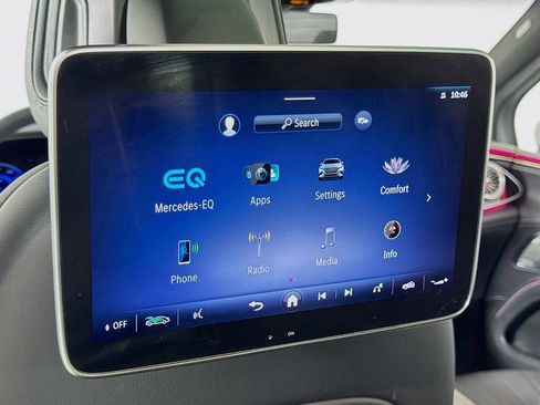 Used 2023 Mercedes-Benz EQS 580 4MATIC SUV w/ Acoustic Comfort Package image 36