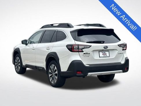 Used 2023 Subaru Outback Limited AWD/4WD image 5