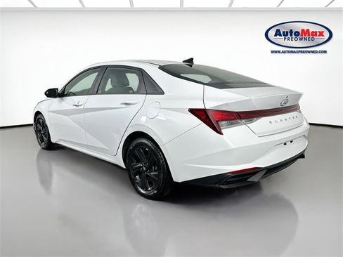 Used 2021 Hyundai Elantra SEL image 5