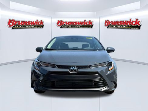 New 2026 Toyota Corolla LE FWD image 2