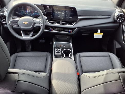 New 2026 Chevrolet Equinox LT w/ Convenience Package II image 10