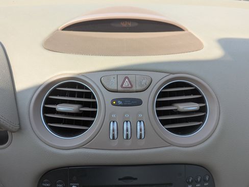 Used 2009 Mercedes-Benz SL 550 2dr Roadster 5.5L V8 image 20