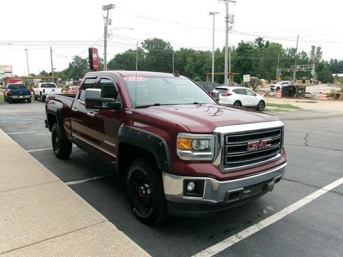 Used 2015 GMC Sierra 1500 SLT w/ Max Trailering Package AWD/4WD image 4