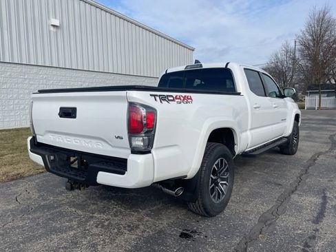 Used 2021 Toyota Tacoma TRD Sport image 14