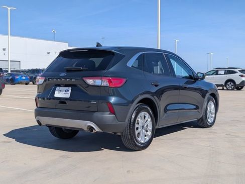Used 2022 Ford Escape SE w/ Convenience Package image 5