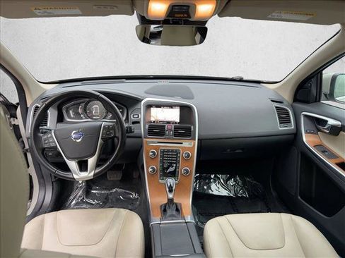 Used 2017 Volvo XC60 T5 Inscription w/ Advanced Package image 20