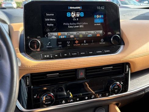 Certified 2023 Nissan Rogue Platinum image 12