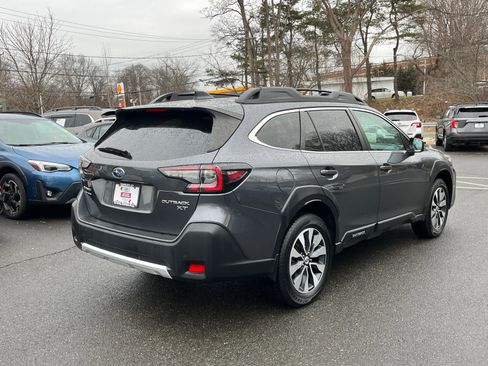 Certified 2023 Subaru Outback Limited XT image 5