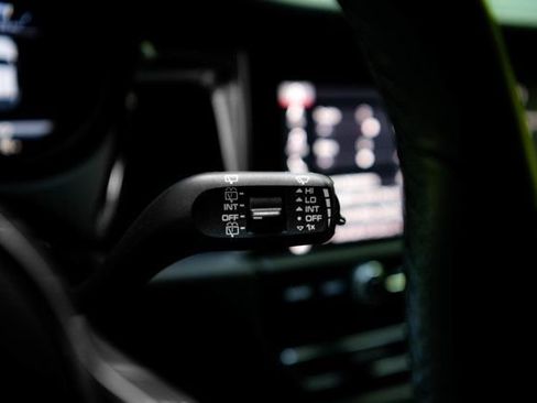 Used 2021 Porsche Macan S AWD/4WD image 38