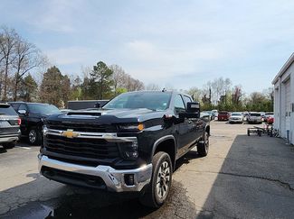 Used 2024 Chevrolet Silverado 2500 LT video 1