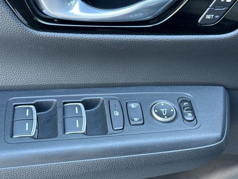 Used 2023 Honda CR-V EX-L image 13