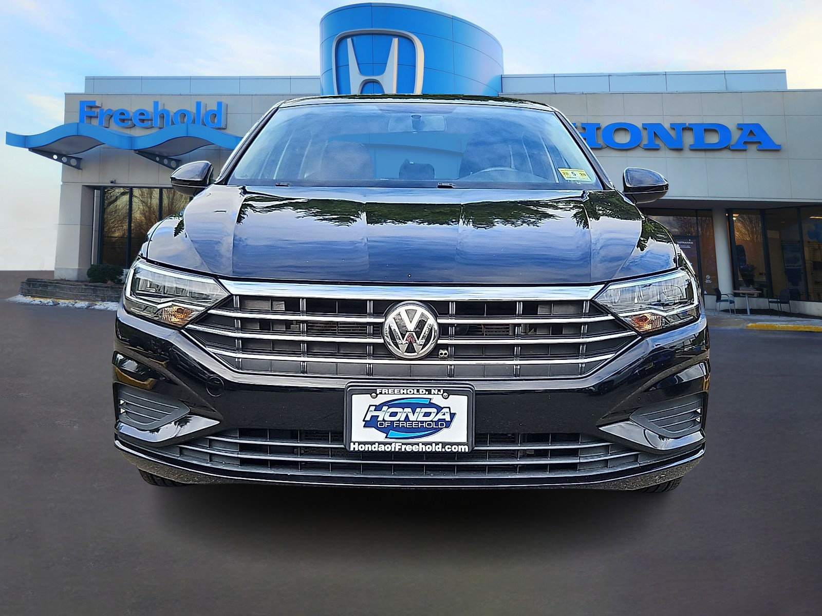 Used 2019 Volkswagen Jetta S FWD image 2