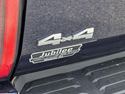 Used 2023 Toyota Tundra Capstone AWD/4WD image 40
