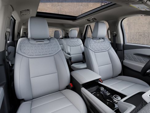 New 2027 Ford Explorer Platinum AWD/4WD image 10