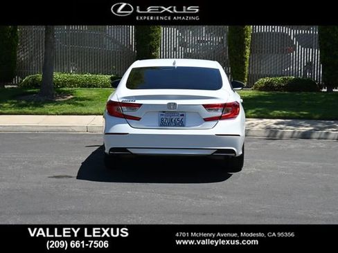 Used 2018 Honda Accord LX image 5