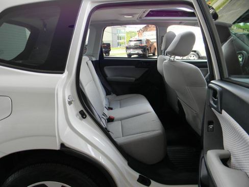 Used 2018 Subaru Forester 2.5i Premium w/ All-Weather Package AWD/4WD image 14