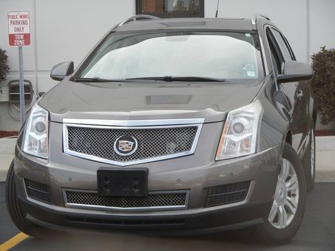 Used 2011 Cadillac SRX Luxury FWD image 4