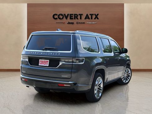 Used 2023 Jeep Grand Wagoneer Series II AWD/4WD image 5
