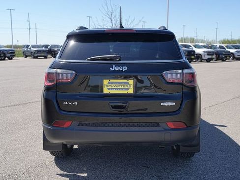 Used 2020 Jeep Compass Latitude w/ Cold Weather Group AWD/4WD image 7
