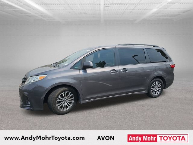 Used 2019 Toyota Sienna XLE w/ XLE Navigation Package FWD image 4