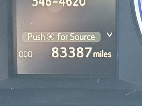 Used 2019 Toyota Highlander XLE image 31