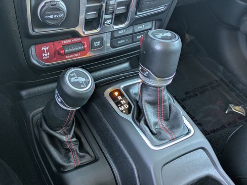 Used 2020 Jeep Wrangler Unlimited Rubicon image 17