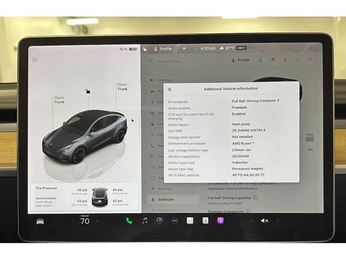Used 2022 Tesla Model Y Performance AWD/4WD image 28