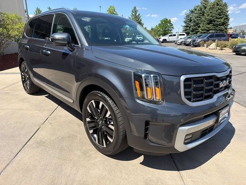 Used 2024 Kia Telluride SX w/ Towing Package AWD/4WD image 4
