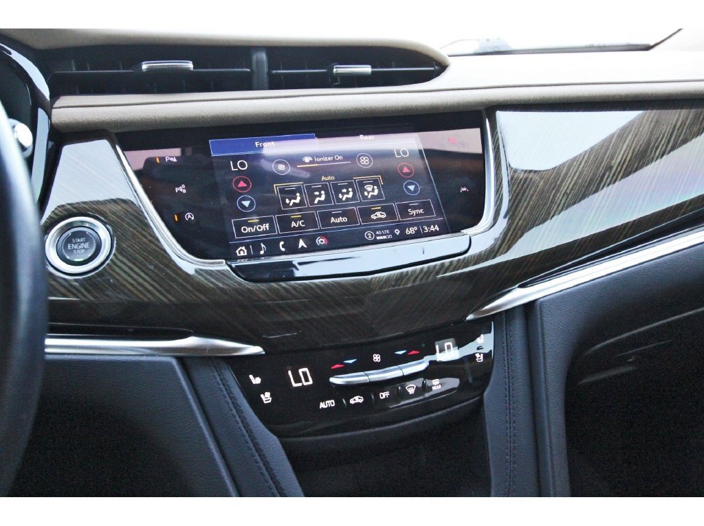 Used 2021 Cadillac XT6 Premium Luxury w/ Platinum Package FWD image 29