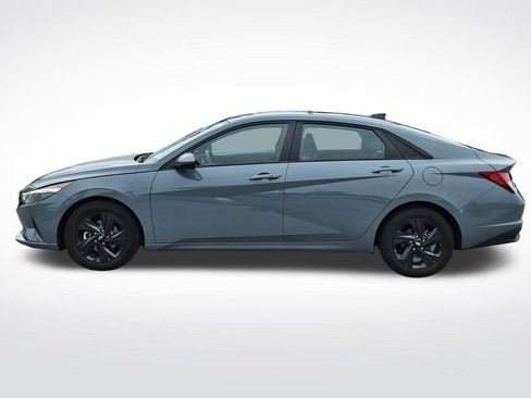Used 2023 Hyundai Elantra SEL image 18