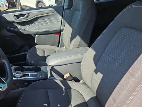 Used 2024 Ford Escape Active w/ Cold Weather Package FWD image 15