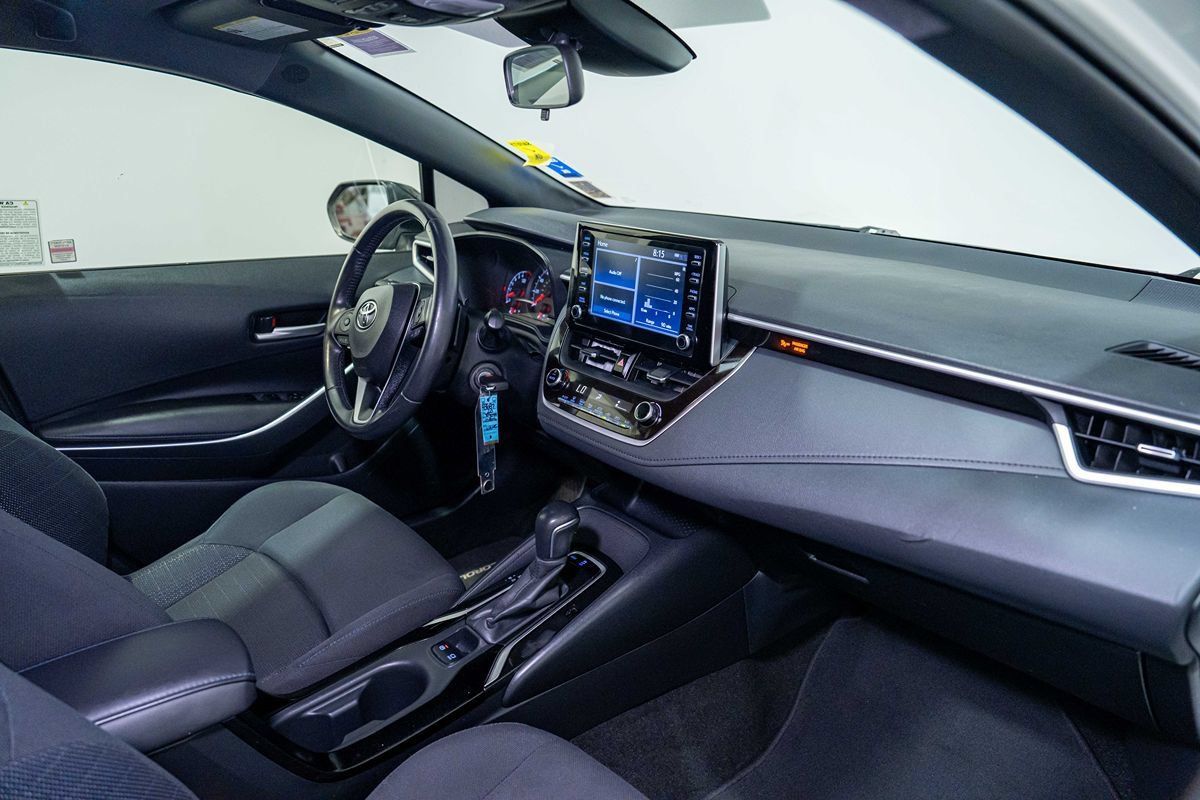 Used 2020 Toyota Corolla SE w/ Carpet Mat Package (TMS) FWD image 19