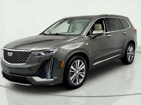 Certified 2020 Cadillac XT6 Premium Luxury FWD image 1