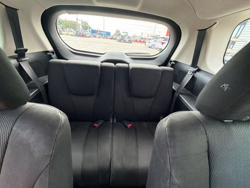 Used 2014 MAZDA MAZDA5 Sport FWD image 11