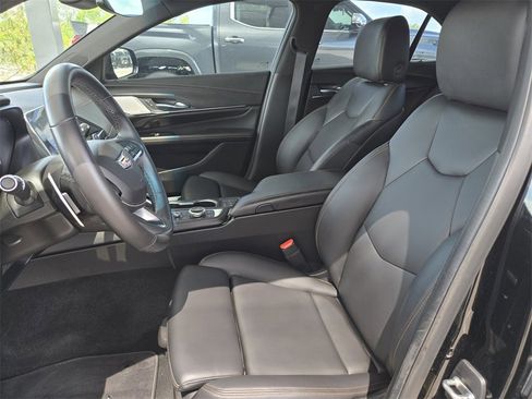 Used 2022 Cadillac CT4 V image 26