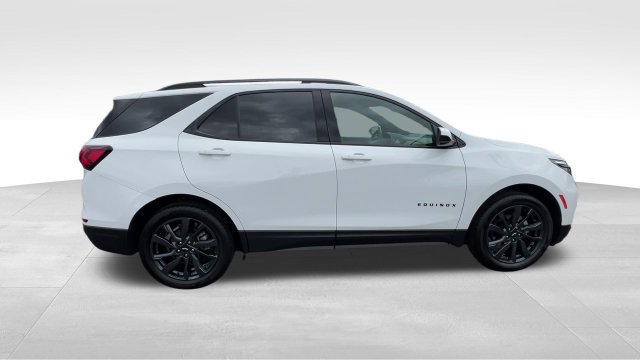 Certified 2024 Chevrolet Equinox RS w/ LPO, Floor Liner Package FWD image 16