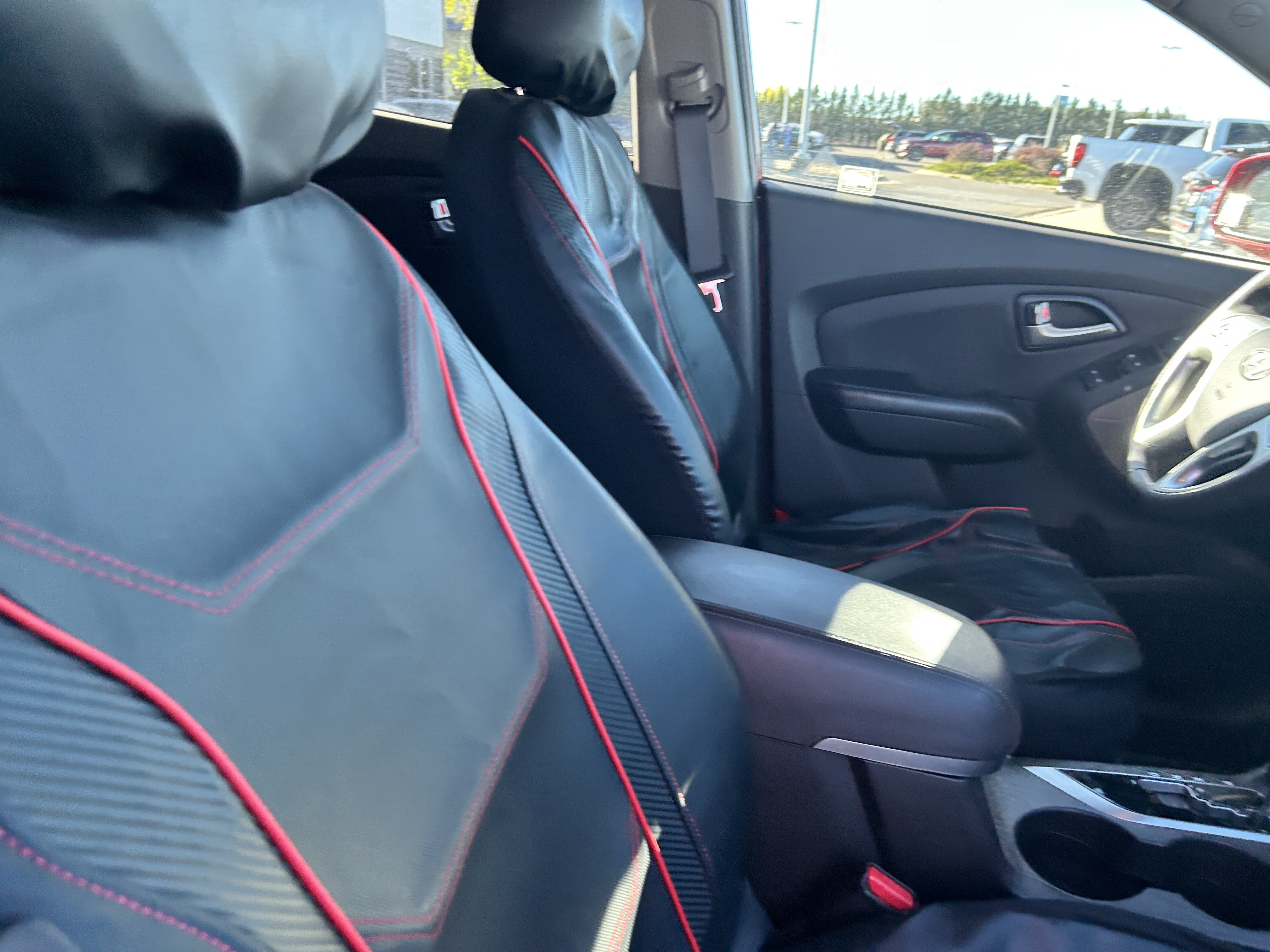 Used 2012 Hyundai Tucson GLS FWD image 13