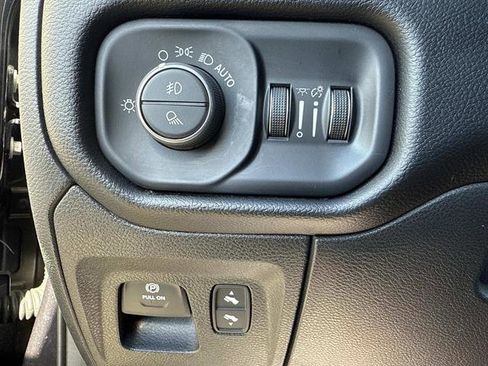 Used 2019 RAM 1500 Big Horn image 21